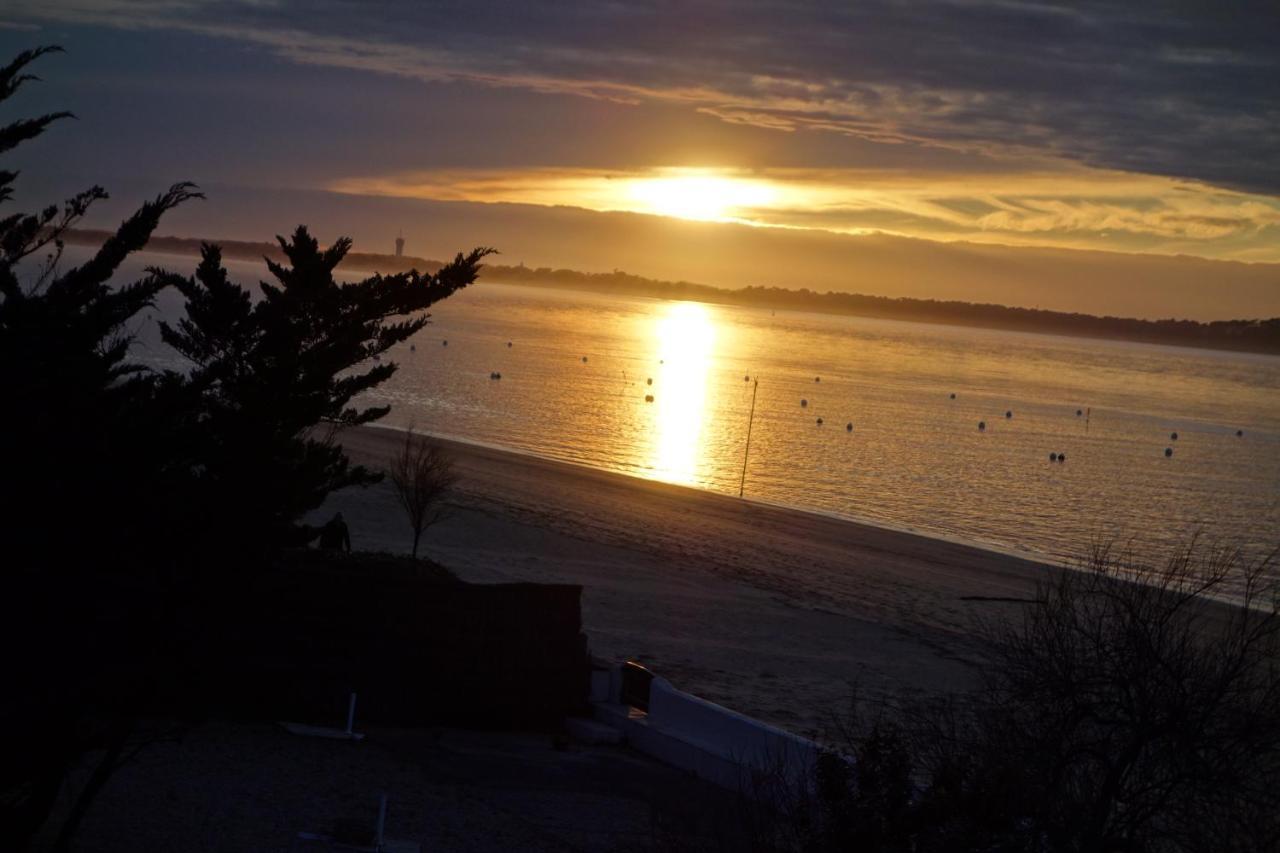 Appartement Arcachon Perreire Premiere Ligne Les Pieds Dans L Eau Vue Magnifique Sur Le Bassin Kültér fotó