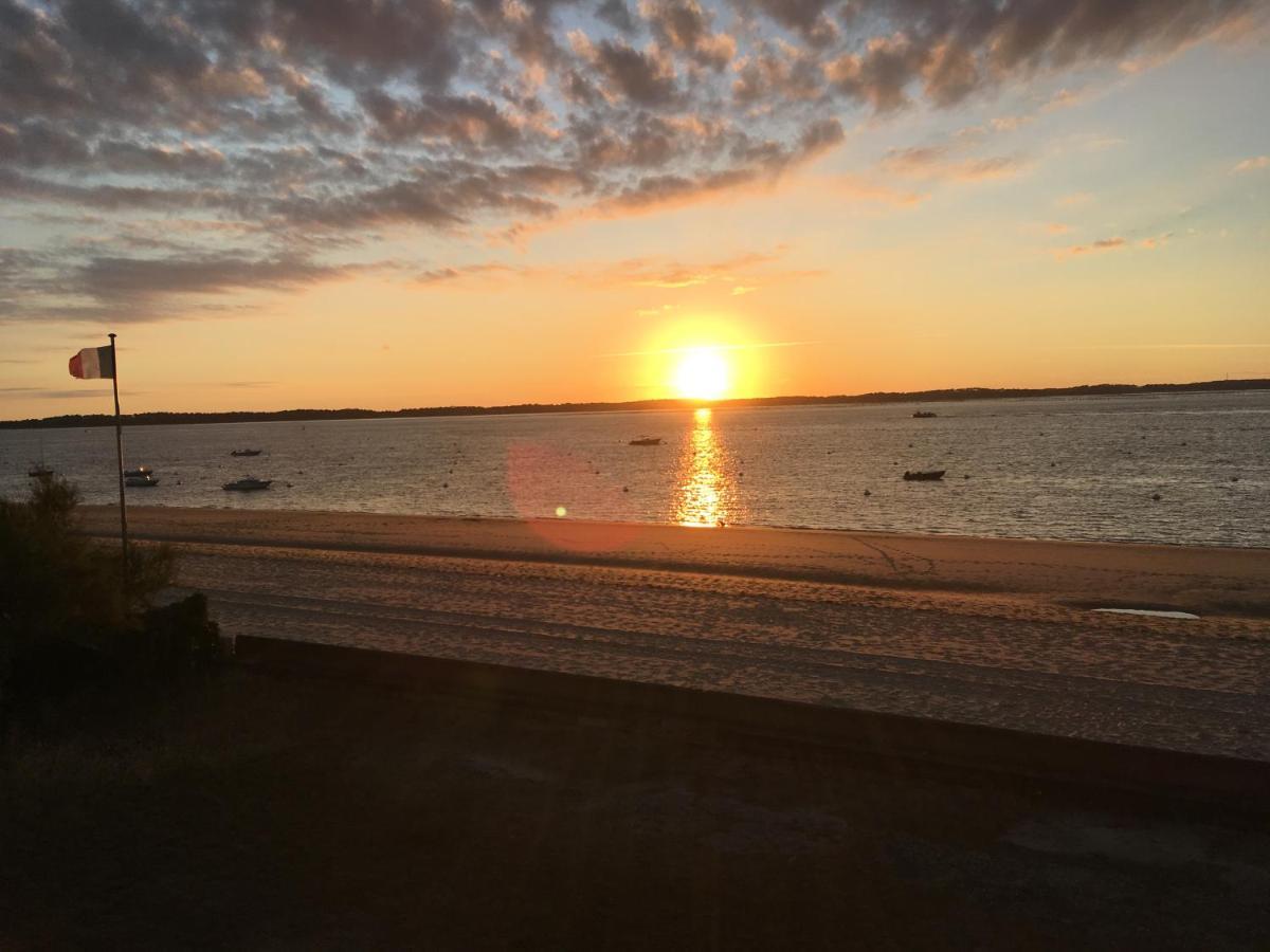 Appartement Arcachon Perreire Premiere Ligne Les Pieds Dans L Eau Vue Magnifique Sur Le Bassin Kültér fotó